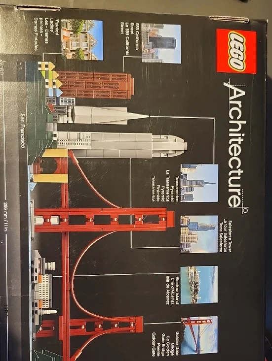 LEGO Architecture San Francisco Skyline Set - Black Box with Red and White Model - Picture 3 of 7